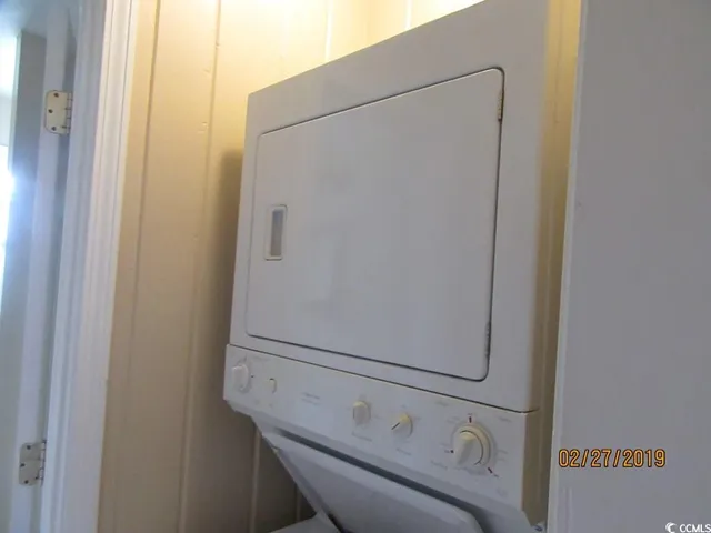 $1,750 | 205 5th Avenue North, Unit UPSTAIRS, North Myrtle Beach, SC 29582