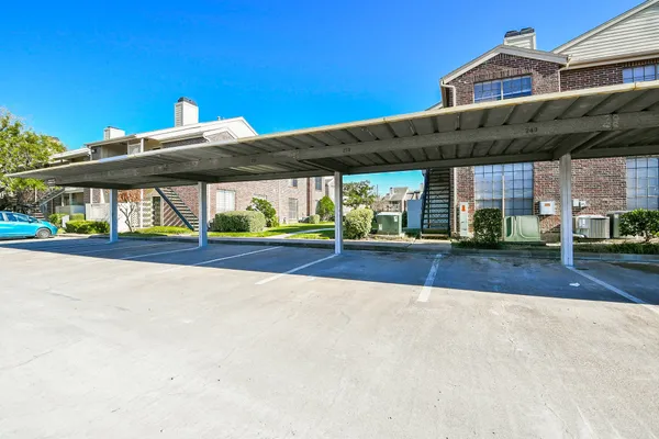 $1,250 | 2121 El Paseo Street, Unit 1805, Houston, TX 77054