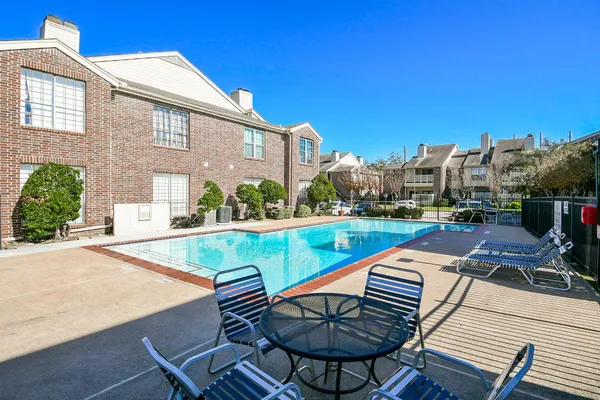 $1,250 | 2121 El Paseo Street, Unit 1805, Houston, TX 77054