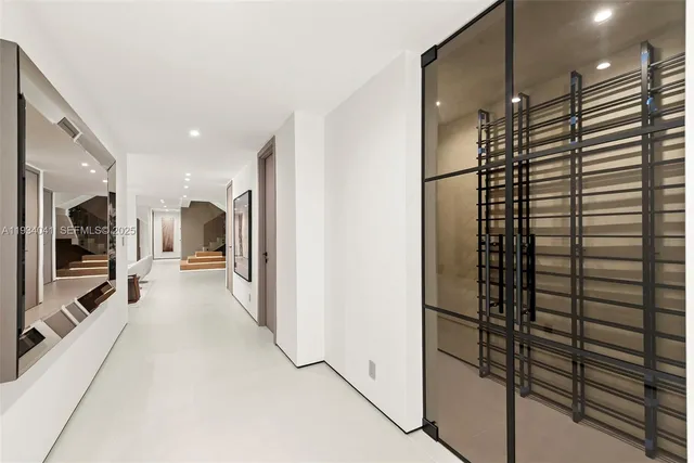 $13,995,000 | 3209 Northeast 169th Street, North Miami Beach, FL 33160