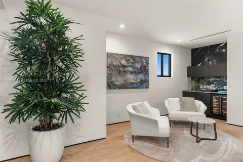 $13,995,000 | 3209 Northeast 169th Street, North Miami Beach, FL 33160