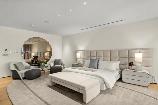 $13,995,000 | 3209 Northeast 169th Street, North Miami Beach, FL 33160