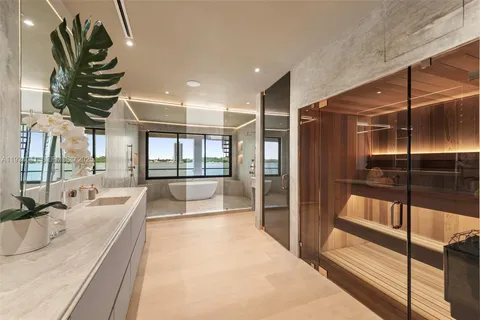 $13,995,000 | 3209 Northeast 169th Street, North Miami Beach, FL 33160