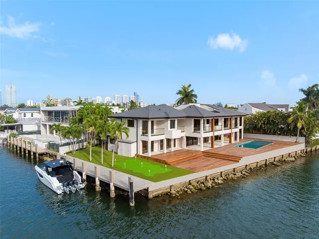 $13,995,000 | 3209 Northeast 169th Street, North Miami Beach, FL 33160