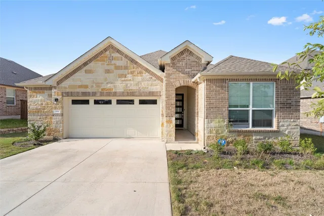 $2,300 | 308 Barton Run Drive, Georgetown, TX 78628
