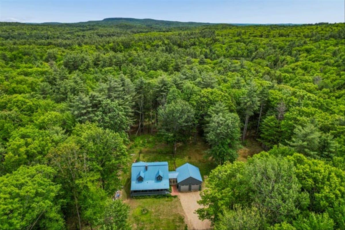 140 North Road Deerfield, NH 03037 - Photo 8 of 52