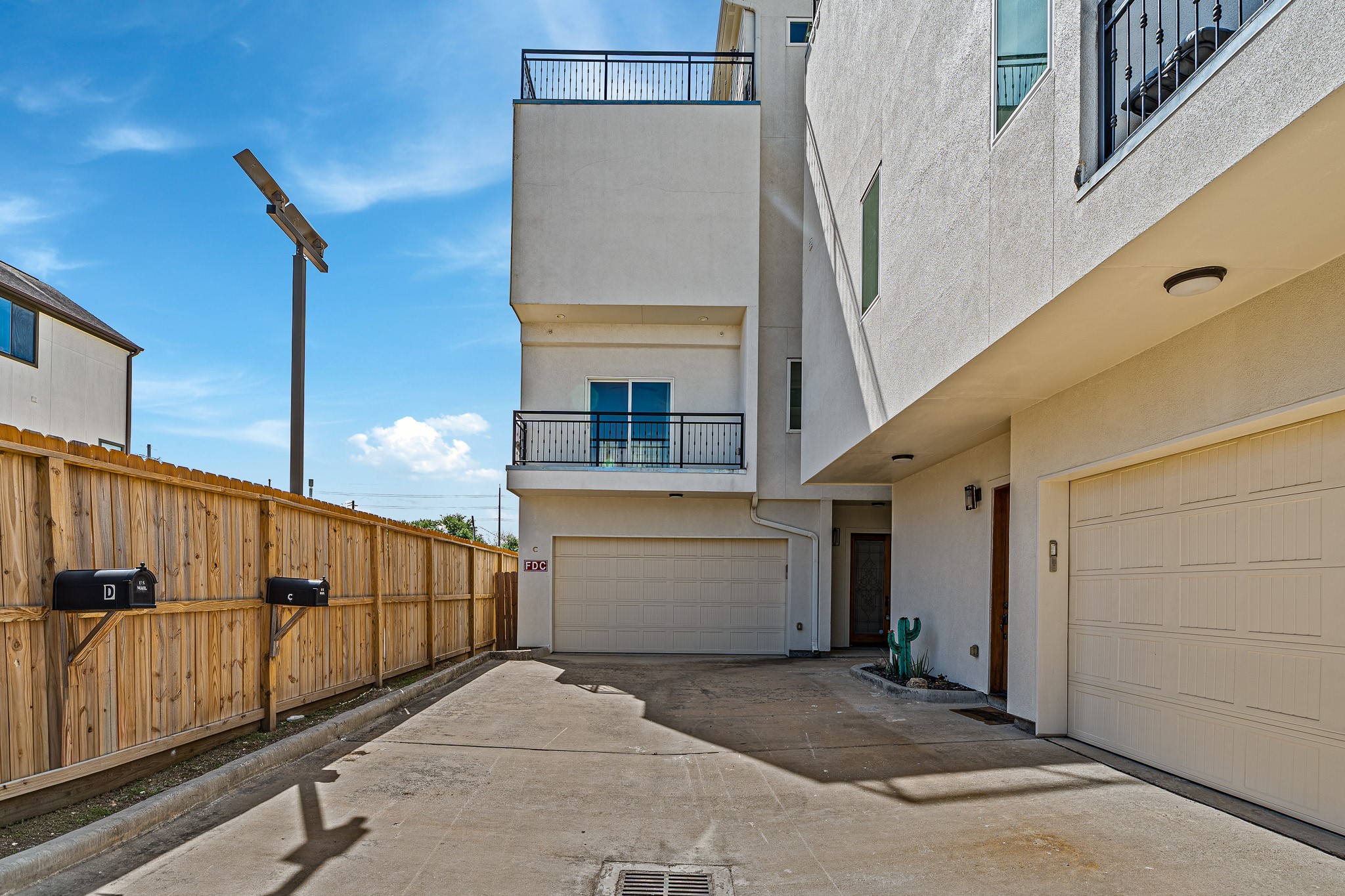 2218 Converse Street, Unit C Houston, TX 77006 - Photo 1 of 40
