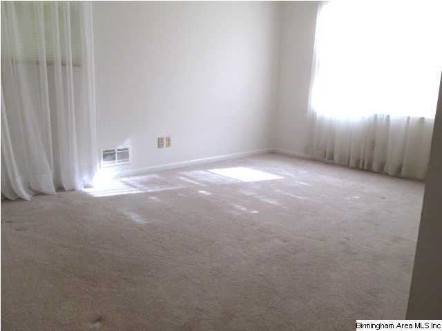 924 Hagwood Road Birmingham, AL 35235 - Photo 12 of 28