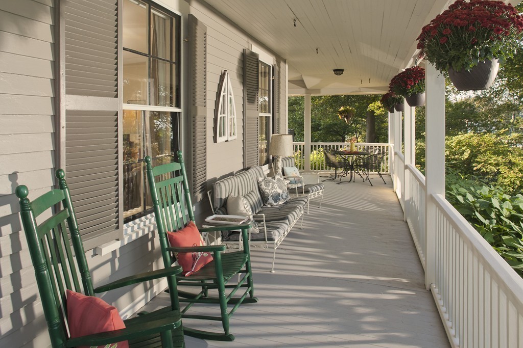 66 Burditt Avenue Hingham, MA 02043 - Photo 4 of 30