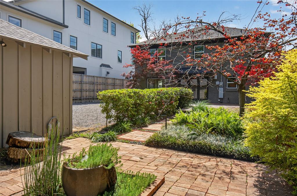 4009 Prescott Avenue Dallas, TX 75219 - Photo 36 of 39