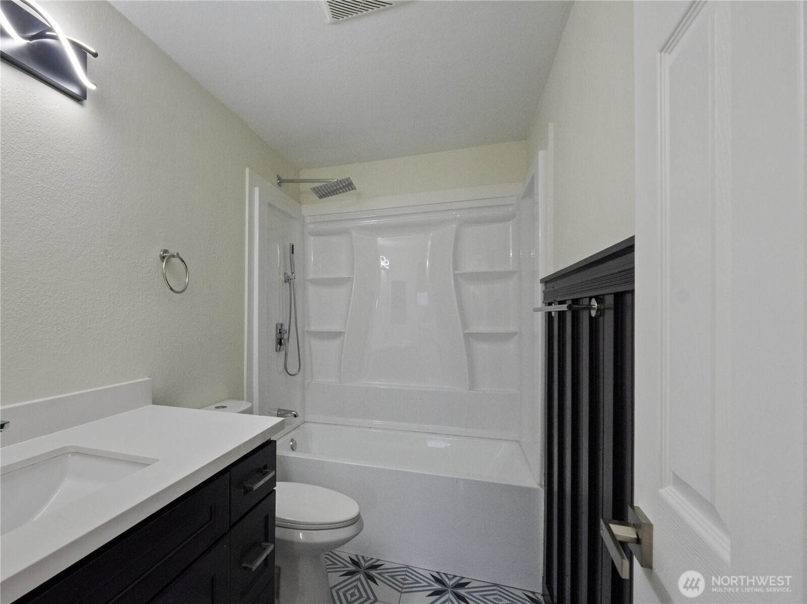 2902 13th Street, Unit 3B Everett, WA 98201 - Photo 12 of 19