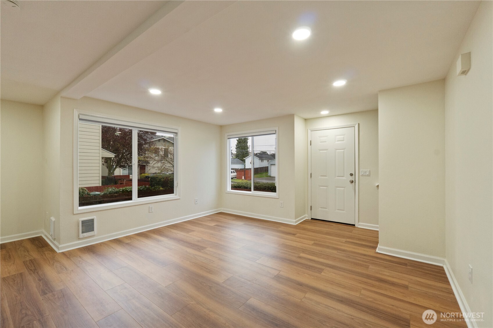 2902 13th Street, Unit 3B Everett, WA 98201 - Photo 8 of 19