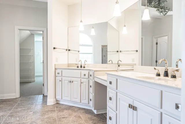 $890,000 | 115 Rachels Point Road, West End, NC 27376