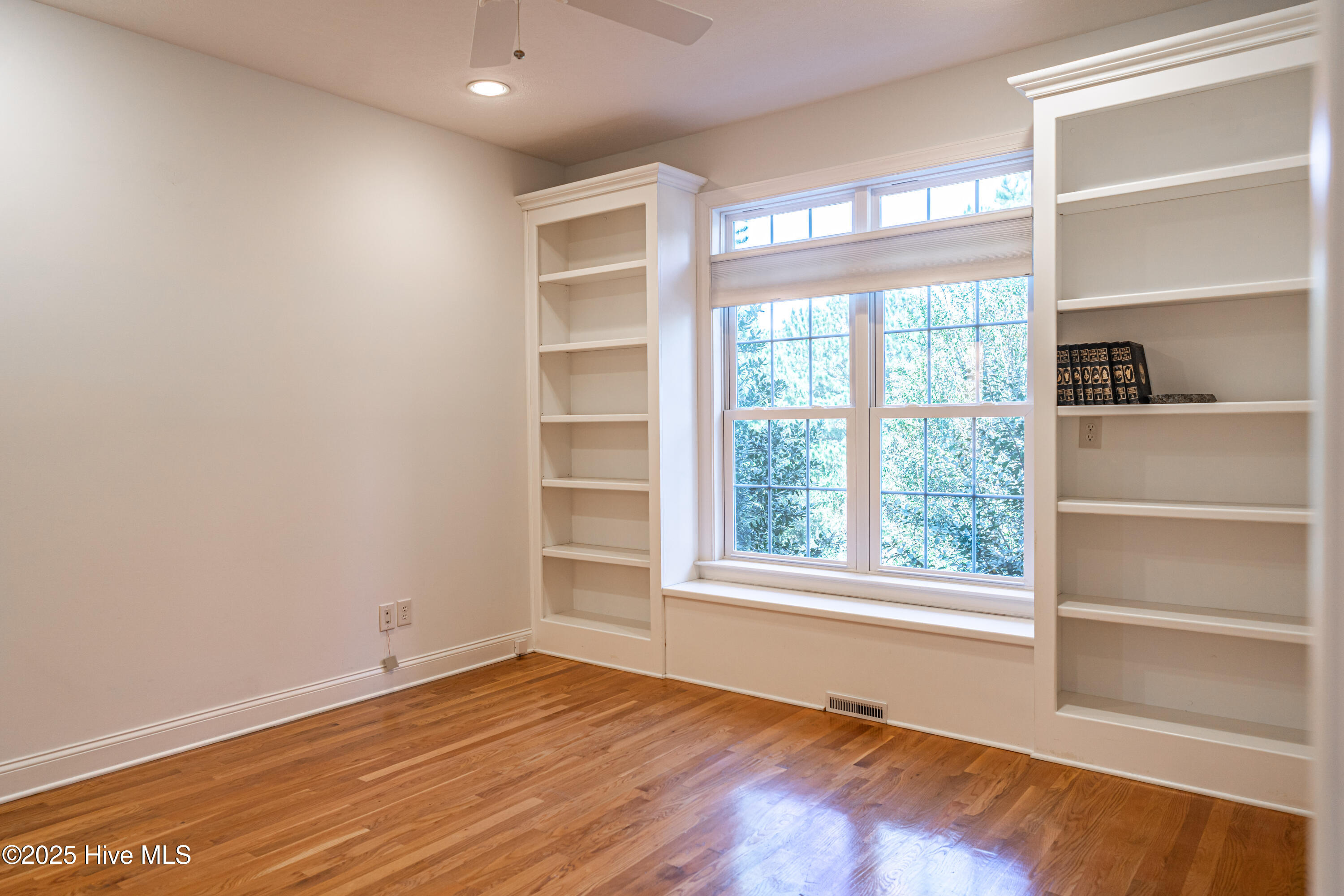115 Rachels Point Road West End, NC 27376 - Photo 19 of 44 main level bed/study