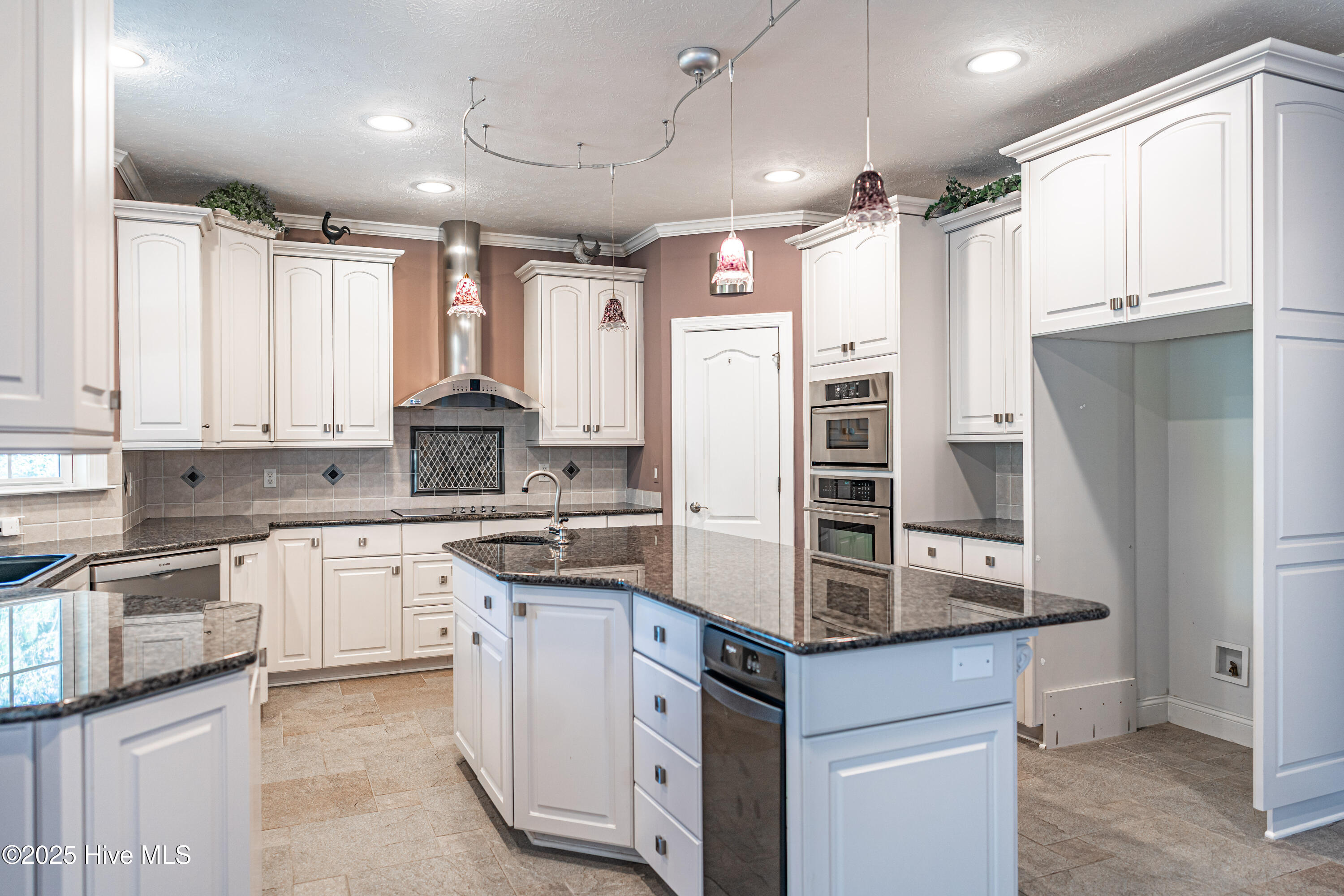 115 Rachels Point Road West End, NC 27376 - Photo 3 of 44 kitchen