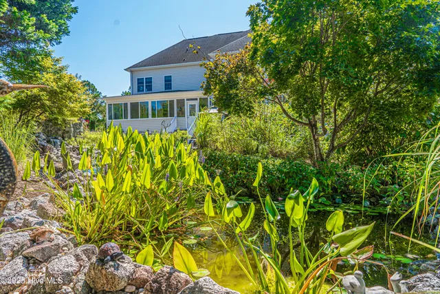 $890,000 | 115 Rachels Point Road, West End, NC 27376