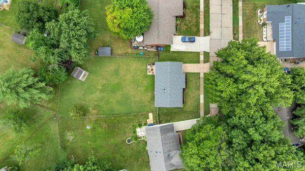 $279,900 | 662 Green Forest Drive, Fenton, MO 63026