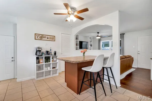 $279,900 | 662 Green Forest Drive, Fenton, MO 63026