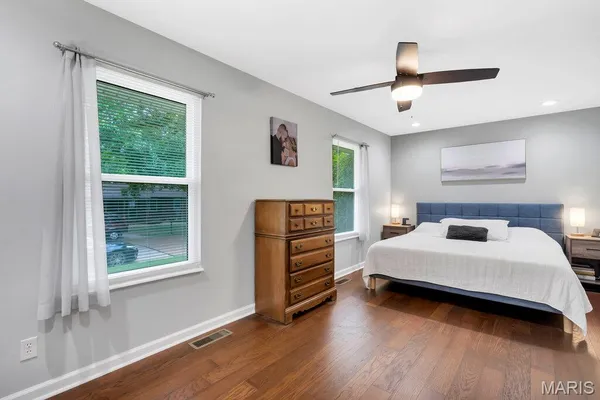 $279,900 | 662 Green Forest Drive, Fenton, MO 63026