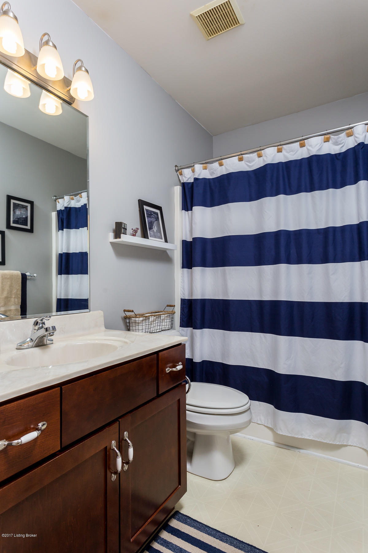 8200 Hanna Road Crestwood, KY 40014 - Photo 16 of 38 Full Bath