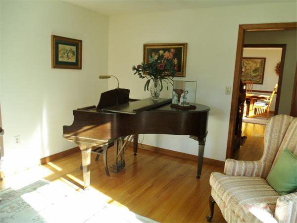 2 Stallbrook Road Medway, MA 02053 - Photo 18 of 30 Gallery Image 18