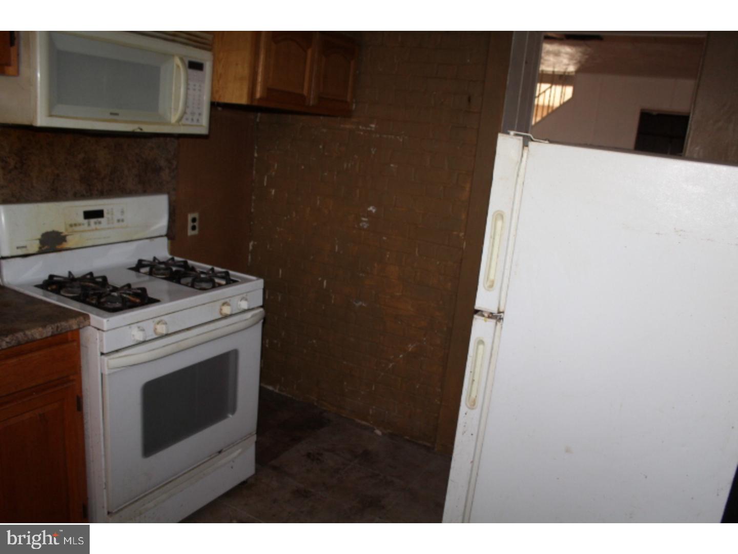 976 Trent Road Camden, NJ 08104 - Photo 7 of 12 Gallery Image 7