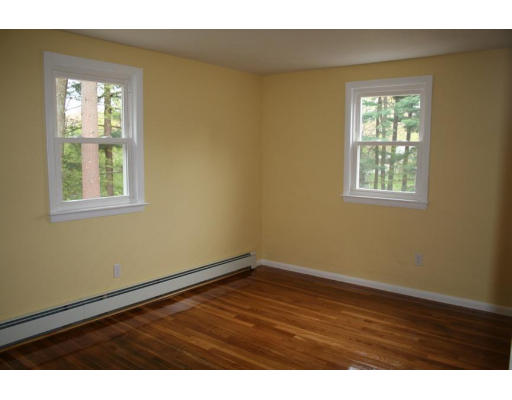 72 Duncan Road Stoughton, MA 02072 - Photo 13 of 23 Gallery Image 13