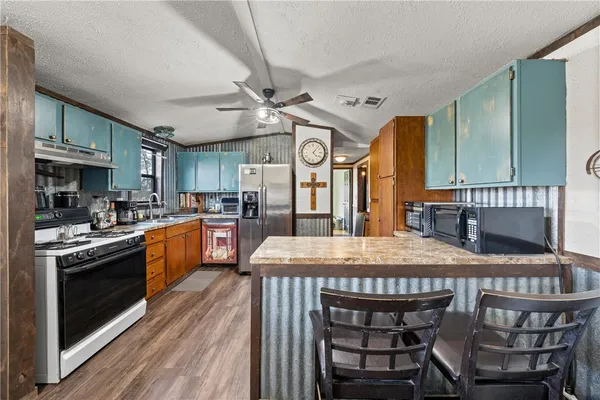 $250,000 | 1425 North Agnes Wills Road, Bruceville, TX 76630