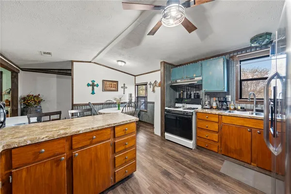 $250,000 | 1425 North Agnes Wills Road, Bruceville, TX 76630