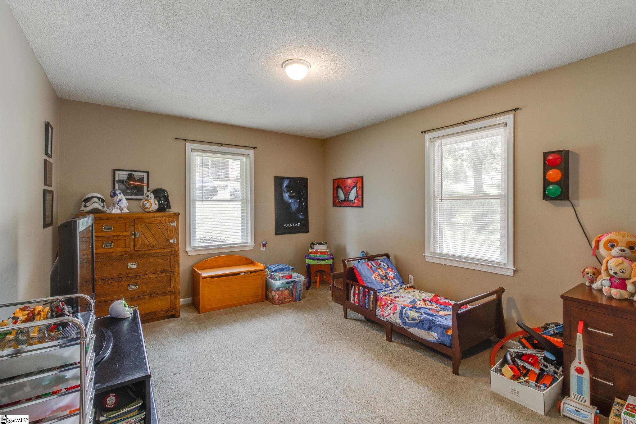 309 Jamestown Road Easley, SC 29640 - Photo 13 of 36