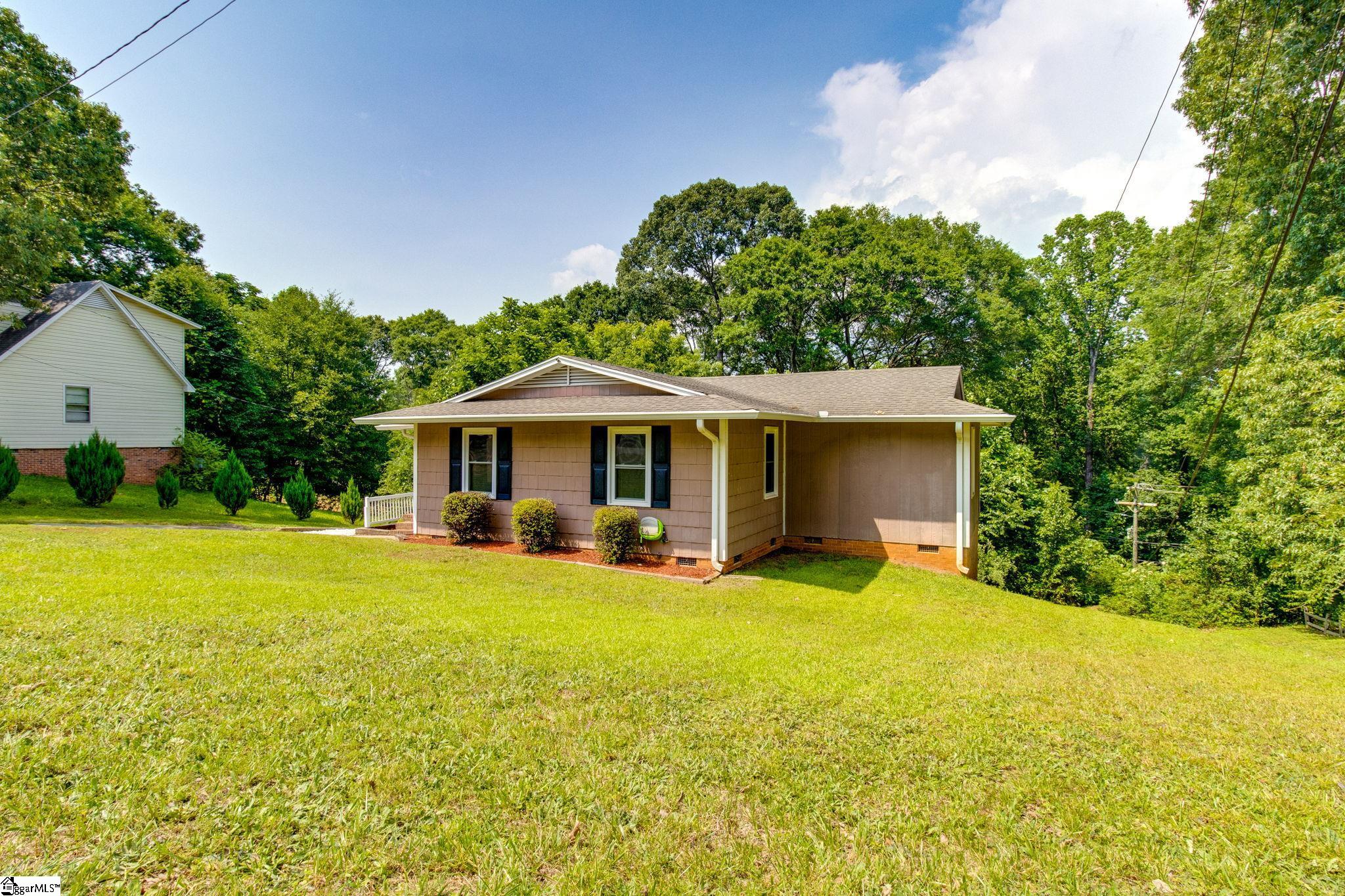 309 Jamestown Road Easley, SC 29640 - Photo 2 of 36