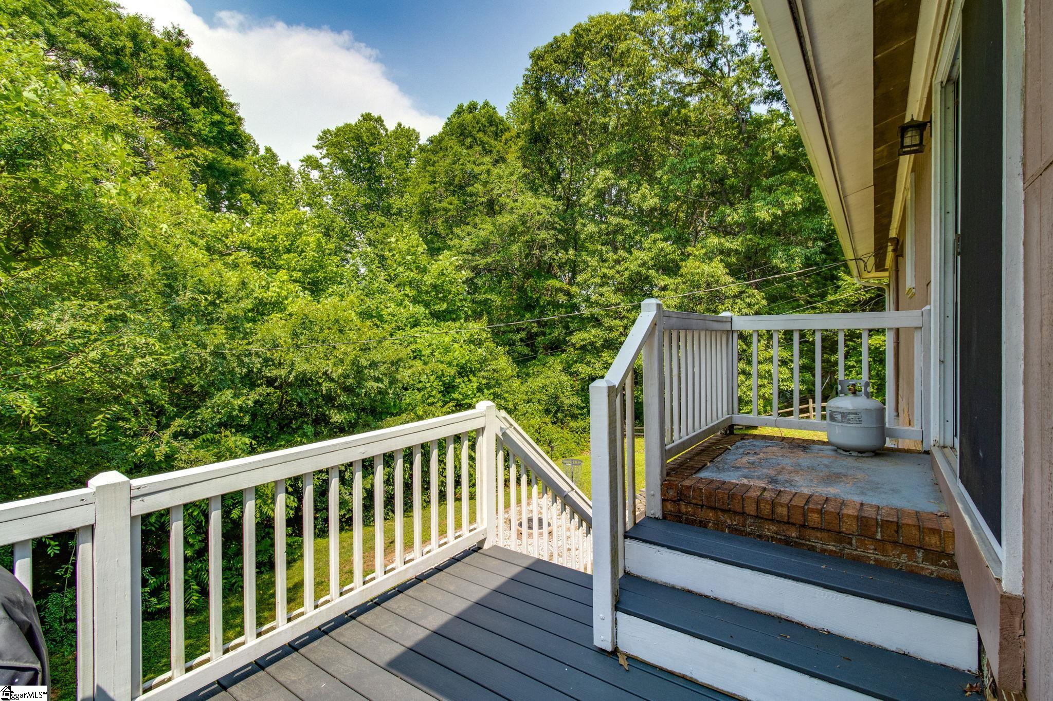 309 Jamestown Road Easley, SC 29640 - Photo 24 of 36