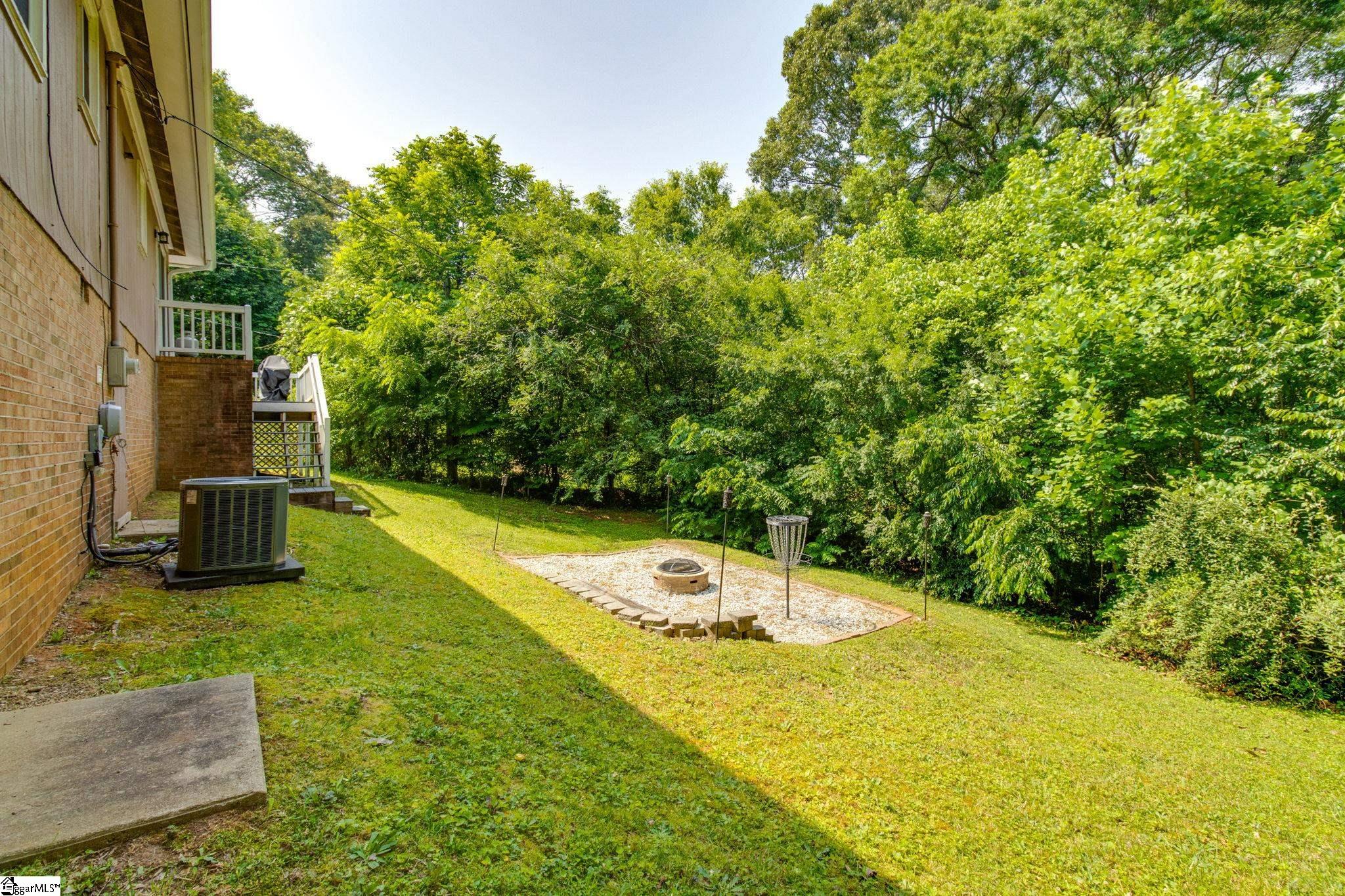 309 Jamestown Road Easley, SC 29640 - Photo 29 of 36