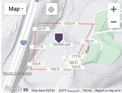 a sign that is on the wall of a building