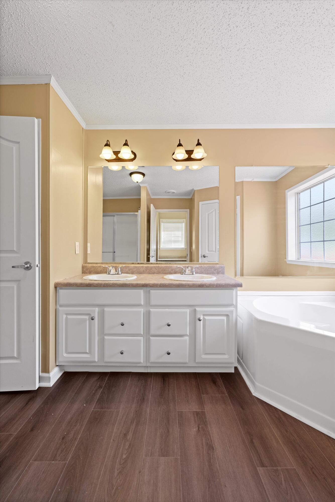 325 Pocket Road Whitwell, TN 37397 - Photo 32 of 58 GARDEN TUB