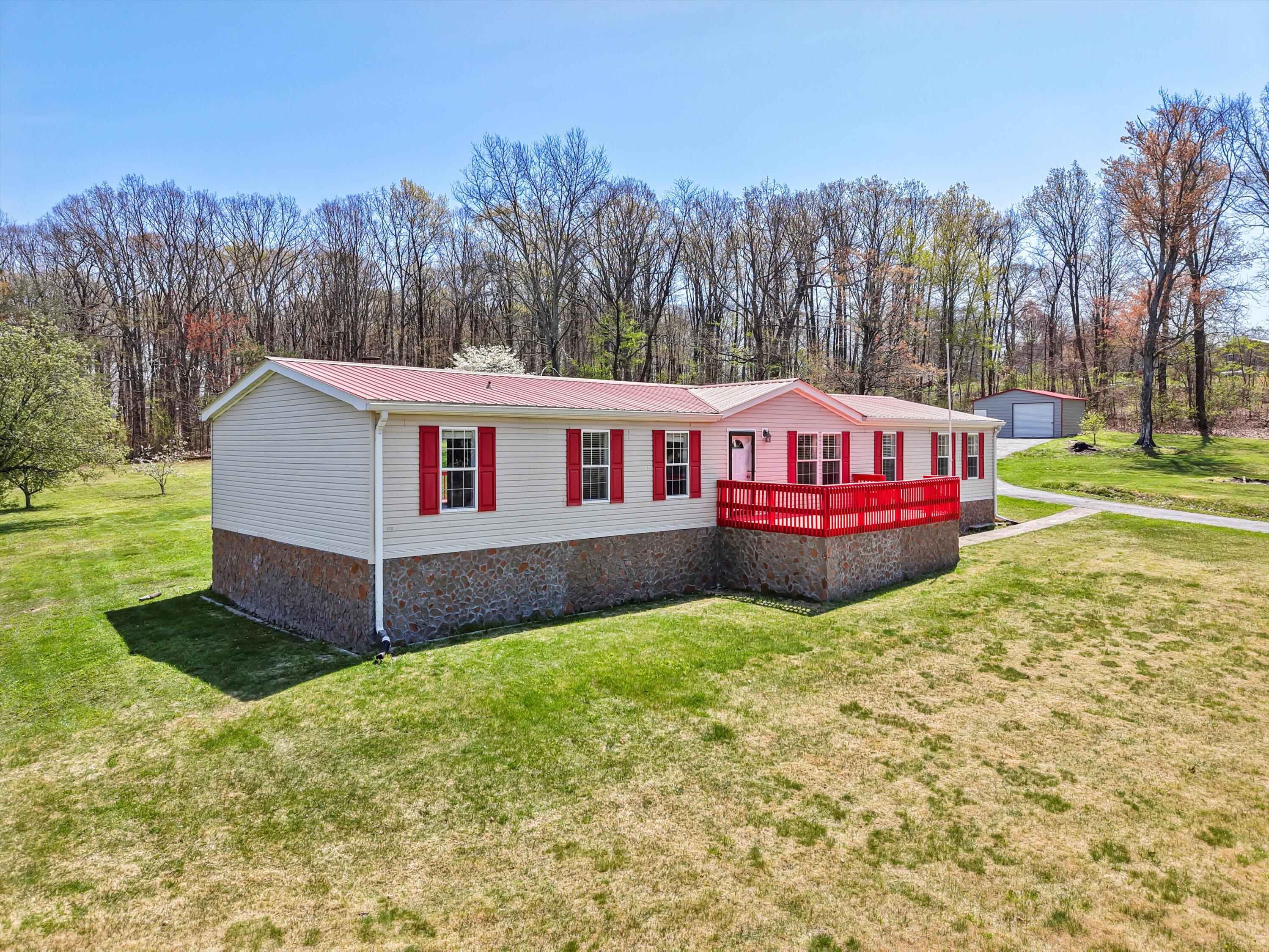 325 Pocket Road Whitwell, TN 37397 - Photo 36 of 58 NICE STONE EXTERIOR