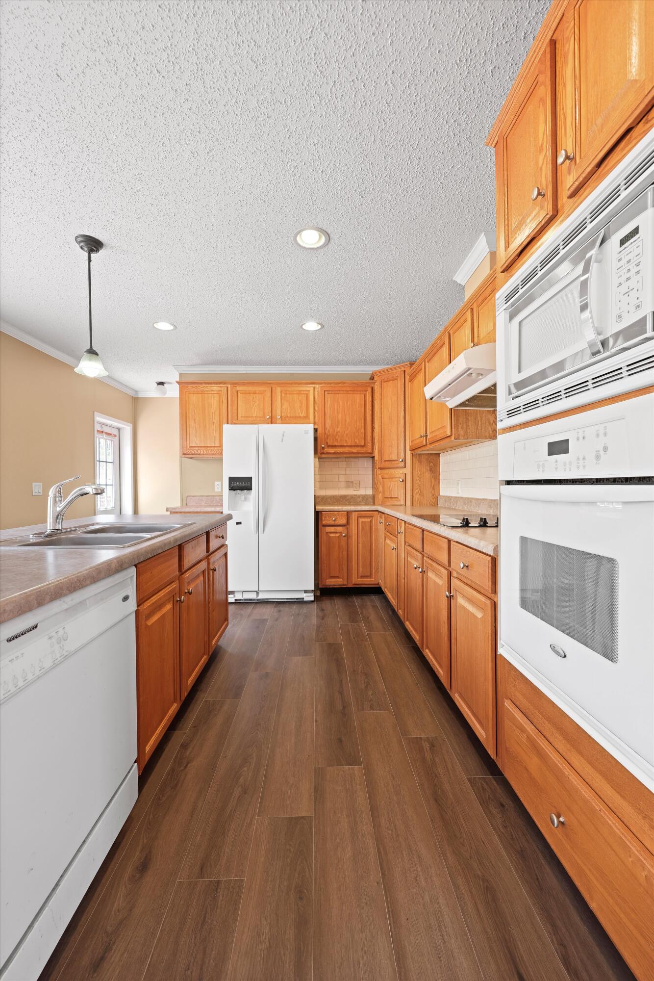 325 Pocket Road Whitwell, TN 37397 - Photo 10 of 58 NICE CABINETS