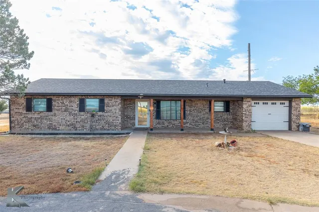 $229,000 | 217 County Road 370, Sweetwater, TX 79556
