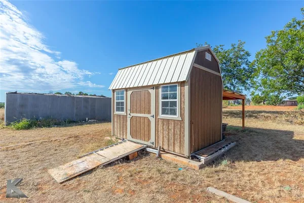 $219,000 | 217 County Road 370, Sweetwater, TX 79556