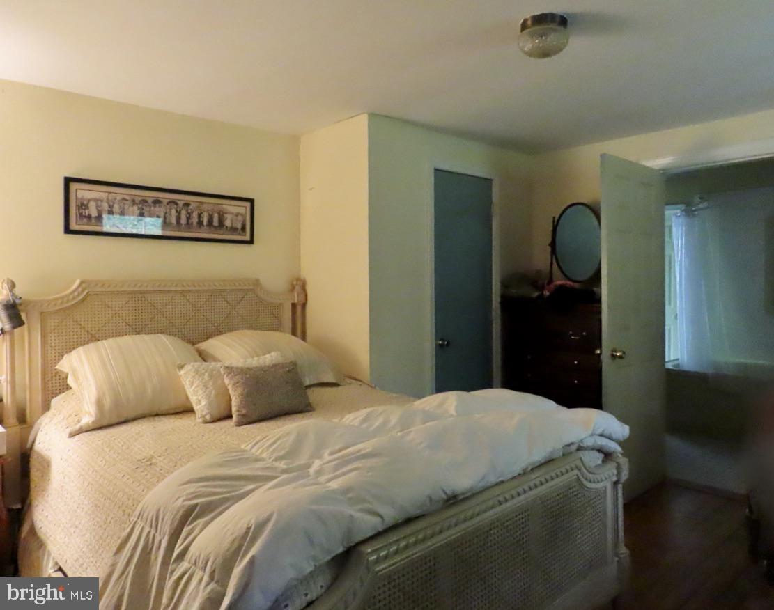240 Whorton Hollow Road Castleton, VA 22716 - Photo 6 of 9 Bedroom