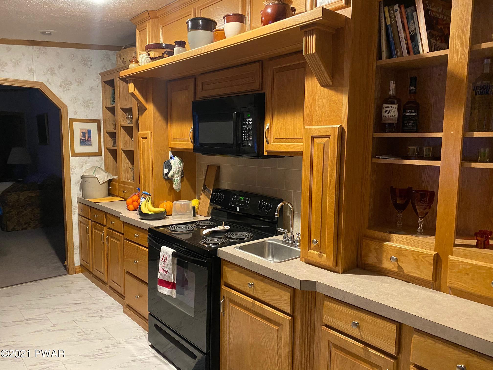 25 Bayly Road Honesdale, PA 18431 - Photo 7 of 14