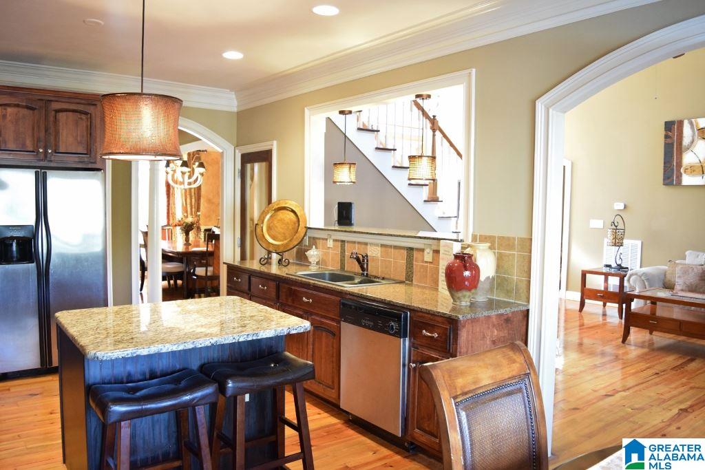 7210 Crown Ridge Drive Trussville, AL 35173 - Photo 2 of 45