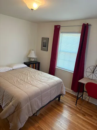 $3,000 | 1926 North Underwood Street, Arlington, VA 22205