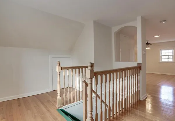 $3,000 | 1926 North Underwood Street, Arlington, VA 22205