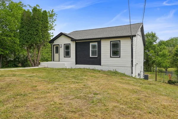 $275,000 | 3405 Oak Lawn Drive, Clarksville, TN 37042