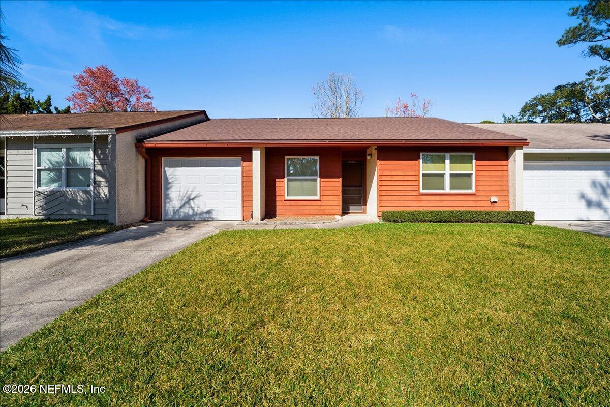 11445 Lancer Way Jacksonville, FL 32223 - Photo 2 of 27 01-7RV06391-2