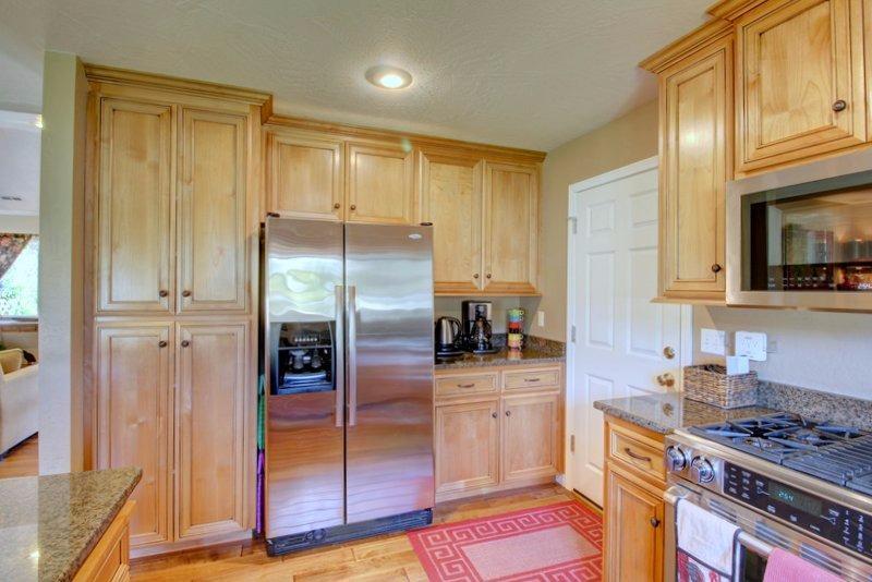 5827 Old Stage Road Central Point, OR 97502 - Photo 11 of 26 Additional Photo