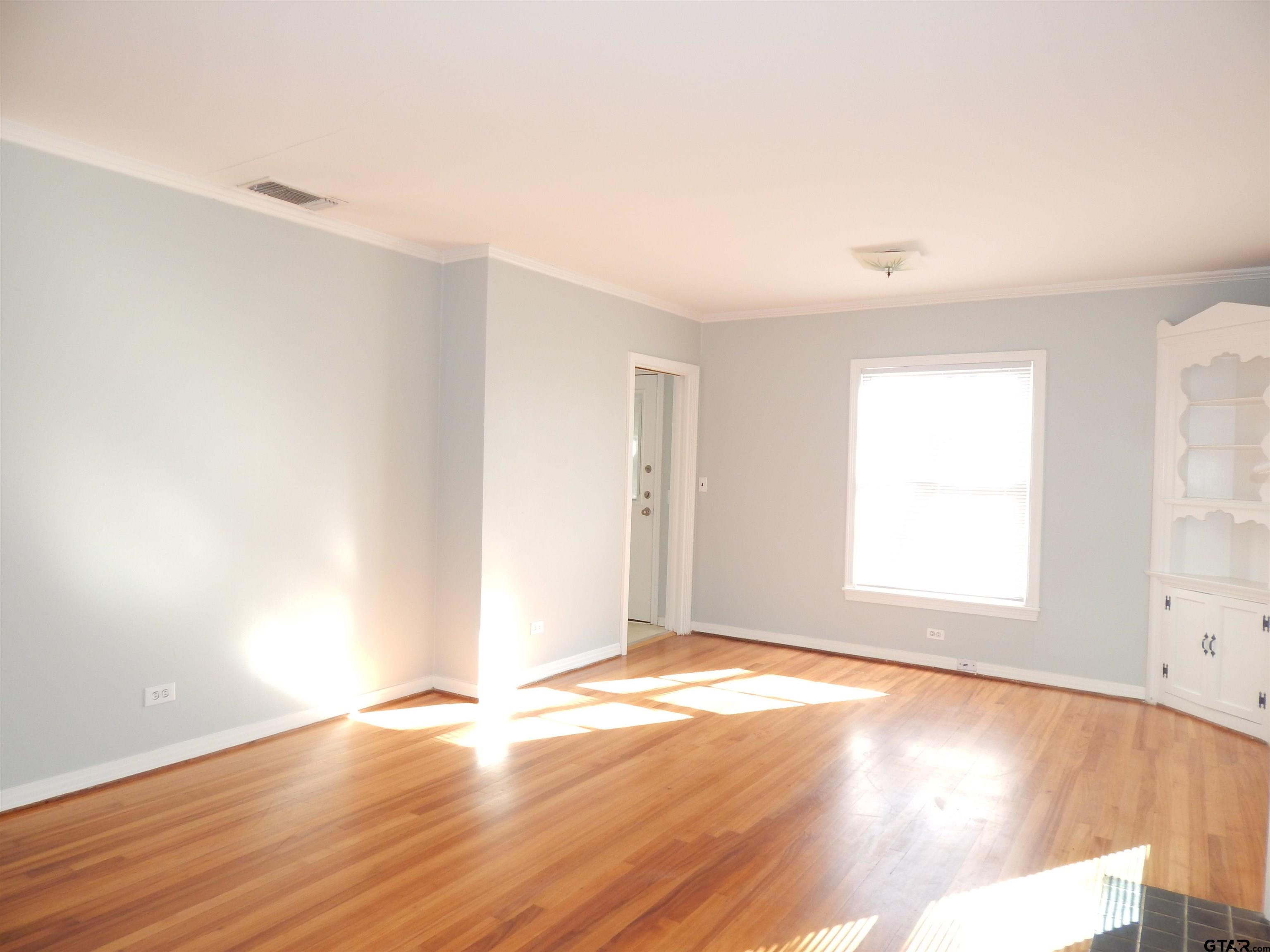 920 West 6th Street Tyler, TX 75701 - Photo 3 of 29