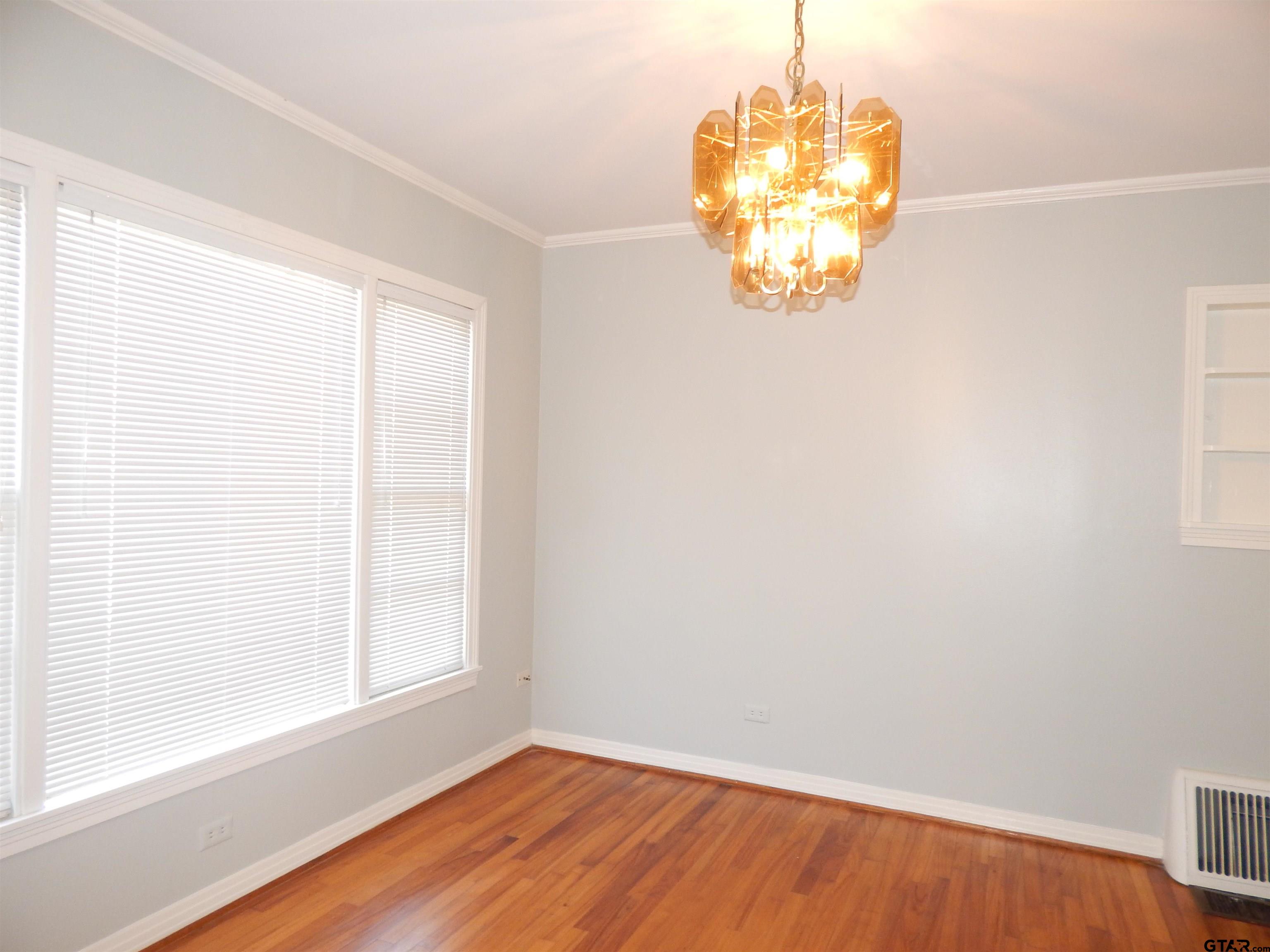 920 West 6th Street Tyler, TX 75701 - Photo 5 of 29