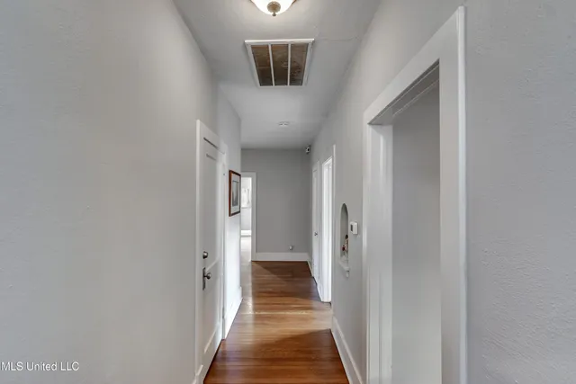 $230,000 | 239 Fernwood Drive, Jackson, MS 39206